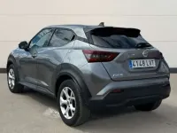 Usado Nissan Juke N-Connecta 114 HP (83 kW) 2021 Cinzento SUV