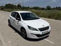 Usado Peugeot 308 Access 110 CV (80 kW) 2015 Blanco Berlina