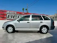 Usado Skoda Fabia Comfort 64 CV (47 kW) 2003 Gris Utilitario