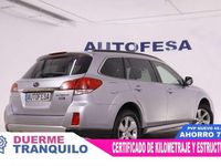 Usado Subaru Outback 150 CV (110 kW) 2014 Gris Familiar