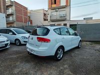 Usado Seat Altea XL Ecomotive 105 CV (77 kW) 2013 Blanco Monovolumen
