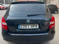 Usado Skoda Fabia Elegance 105 CV (77 kW) 2013 Negro Berlina