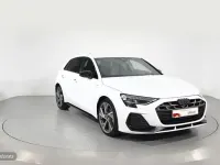 Usado Audi A3 Black Edition 150 CV (110 kW) 2025 Blanco