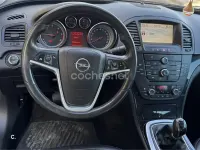 Usado Opel Insignia Cosmo 160 CV (117 kW) 2009 Gris / plata Berlina