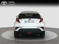 Begagnad Toyota C-HR Advance 122 HK (89 kW) 2022 Vit SUV