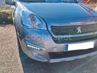 Usado Peugeot Partner Tepee Active 100 CV (73 kW) 2016 Gris / plata Monovolumen