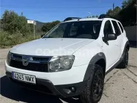 Usado Dacia Duster Ambiance 105 CV (77 kW) 2012 Blanco SUV