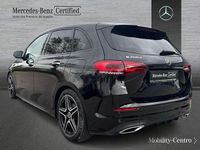 Usado Mercedes B200 150 CV (110 kW) 2022 Negro noche Monovolumen