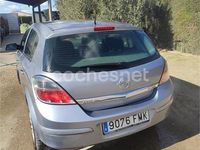 Usado Opel Astra Cosmo 120 CV (88 kW) 2007 Gris / plata Berlina