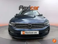 Usado VW Passat Executive 150 CV (110 kW) 2020 Azul Berlina