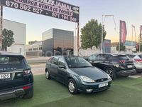 Usado Ford Focus Ghia 100 CV (73 kW) 2002 Verde Berlina