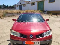 Usado Renault Mégane Cabriolet Dynamique 105 CV (77 kW) 2006 Rojo Descapotable