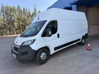 Usado Peugeot Boxer S 140 CV (102 kW) 2022 Blanco Van