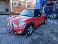 Usado Mini Cooper D 110 CV (80 kW) 2008 Rojo Utilitario