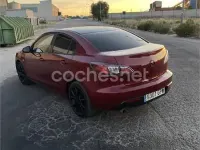 Usado Mazda 3 Active 105 CV (77 kW) 2009 Granate Berlina