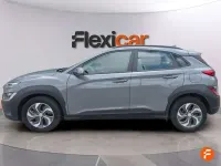 Usado Hyundai Kona 141 CV (103 kW) 2022 Gris SUV