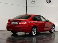 Usado BMW 318 143 CV (105 kW) 2014 Rojo Berlina