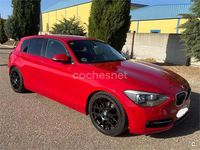Usado BMW 118 Sport Line 143 CV (105 kW) 2012 Rojo Utilitario