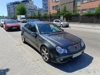 Usado Mercedes C180 Sport Edition 143 CV (105 kW) 2005 Gris / plata Berlina