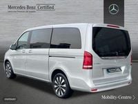 Usado Mercedes V250 2023 Plateado Monovolumen