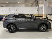 Usado Lexus NX350h Executive Line 242 CV (177 kW) 2022 Gris / plata SUV