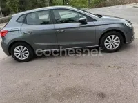 Usado Seat Ibiza Style 75 CV (55 kW) 2018 Gris / plata Utilitario