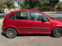 Usado Citroën C3 68 CV (50 kW) 2005 Rojo Berlina