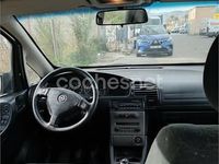 Usado Opel Zafira 100 CV (73 kW) 2004 Azul Monovolumen
