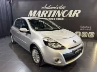 Usado Renault Clio Authentique 63 CV (46 kW) 2012 Gris Utilitario