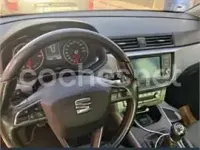 Usado Seat Arona Ecomotive 95 CV (69 kW) 2021 Blanco SUV
