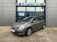 Usado Mercedes B200 140 CV (102 kW) 2006 Gris / plata Monovolumen