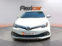 Usado Toyota Auris Active 116 CV (85 kW) 2018 Blanco Berlina