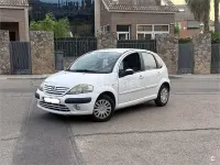 Usado Citroën C3 Exclusive 70 CV (51 kW) 2003 Blanco Berlina