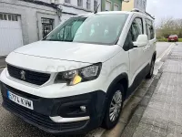 Usado Peugeot Rifter Active 130 CV (95 kW) 2019 Blanco Monovolumen