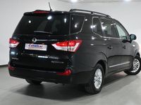 Usado SsangYong Rodius 155 CV (114 kW) 2016 Negro Monovolumen