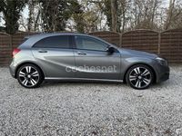 Usado Mercedes A200 Urban 136 CV (100 kW) 2013 Gris / plata Berlina