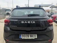 Usado Dacia Sandero Essentiel 91 CV (66 kW) 2023 Negro Berlina