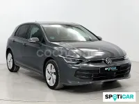 Usado VW Golf VIII 115 CV (84 kW) 2025 Gris / plata Berlina