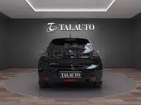 Usado Peugeot 208 Allure 100 CV (73 kW) 2022 Negro Utilitario