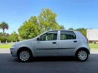Usado Fiat Punto Classica 60 CV (44 kW) 2007 Gris / plata Utilitario