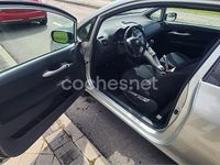 Usado Toyota Auris Luna 90 CV (66 kW) 2007 Gris / plata Utilitario