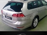 Usado VW Golf VII Advance 115 CV (84 kW) 2019 Gris / plata Familiar