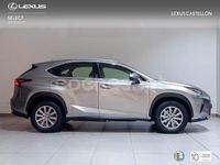 Usado Lexus NX300h Business Edition 197 CV (144 kW) 2019 Gris / plata SUV