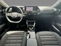 Nuevo Citroën C4 Business Class 145 CV (106 kW) 2026 Gris SUV