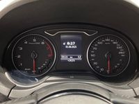 Usado Audi A3 116 CV (85 kW) 2017 Gris Berlina