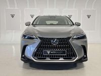 Usado Lexus NX450h+ Luxury Line 306 CV (225 kW) 2022 Plateado SUV