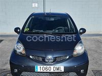 Usado Toyota Aygo Sport 68 CV (50 kW) 2005 Gris / plata Utilitario