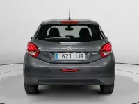Usado Peugeot 208 Allure 100 CV (73 kW) 2015 Utilitario