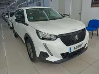 Usado Peugeot 2008 Active 131 CV (96 kW) 2022 Blanco SUV