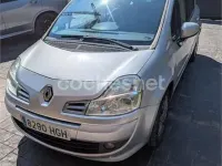 Usado Renault Grand Modus Exception 90 CV (66 kW) 2011 Gris / plata Monovolumen